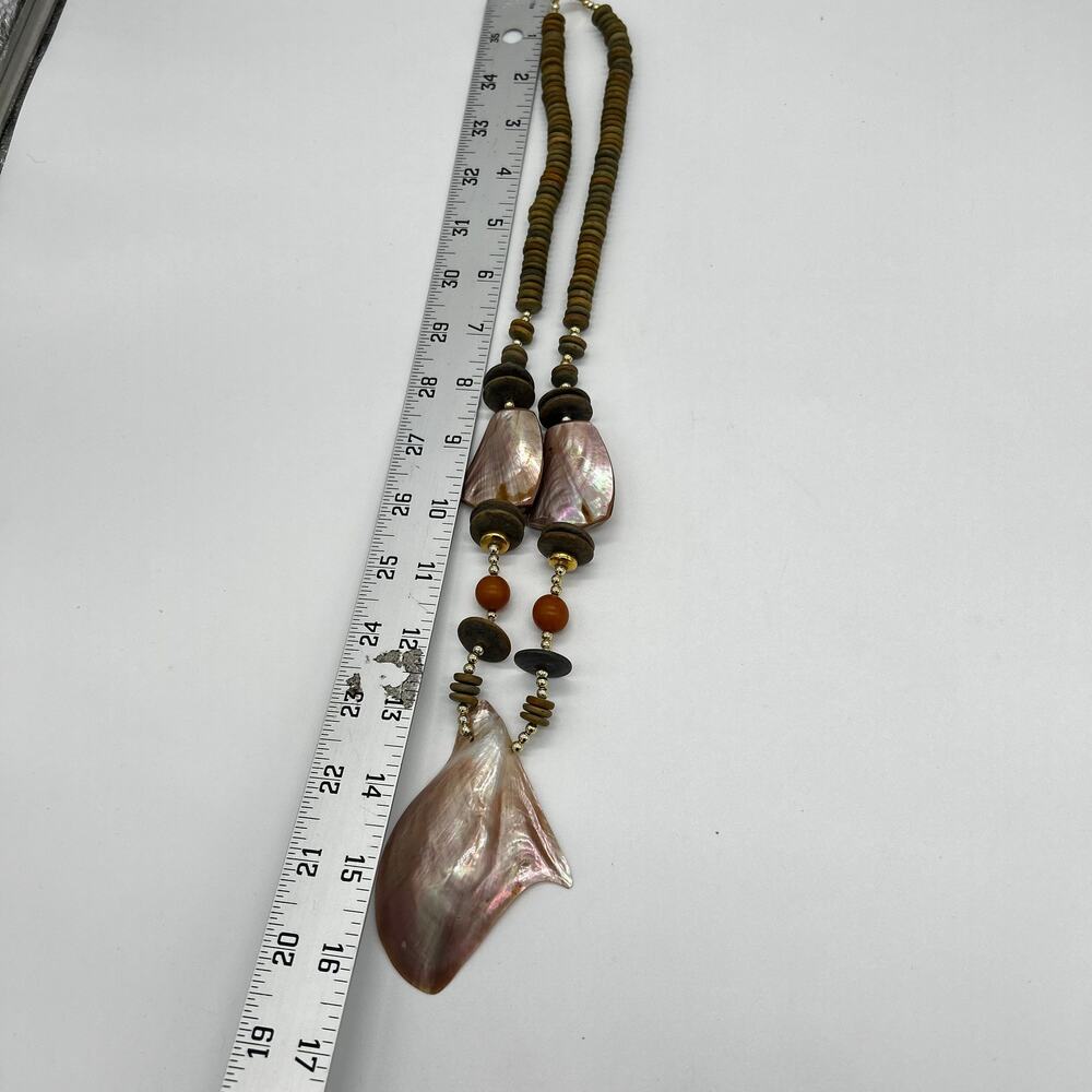 Vintage Large Shell Necklace Statement Pendant Beaded Beach Jewelry - Picture 12 of 12